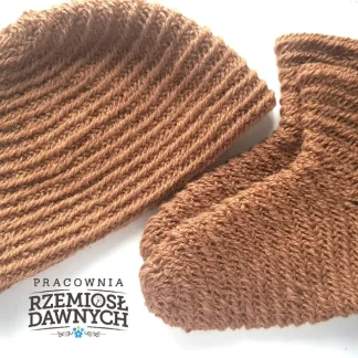 Naalbinding socks 37-38 and hat 53-57cm. Set for Vikings