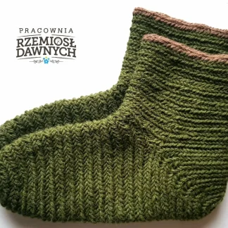 Naalbinding Socks for historical reenactors